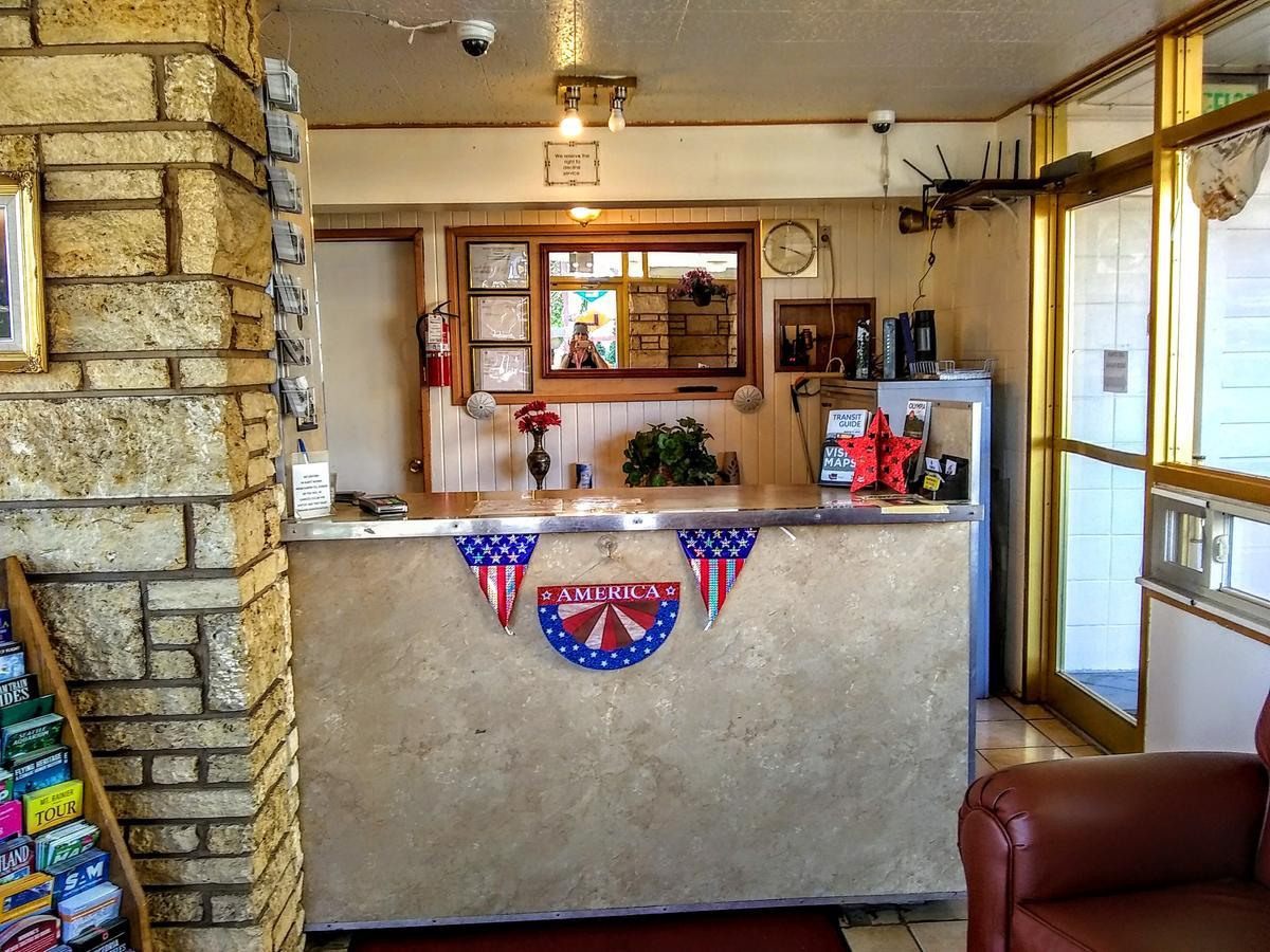 Olympia Inn Dış mekan fotoğraf
